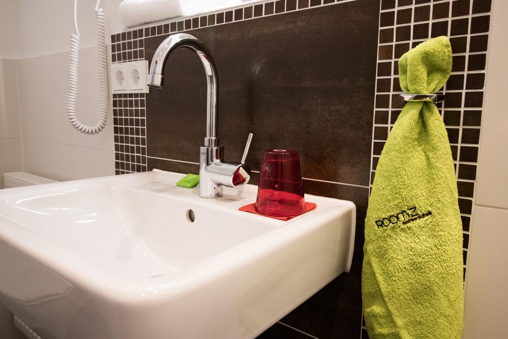 Room'z Zimmeraufzeit Gasthof Forstinning